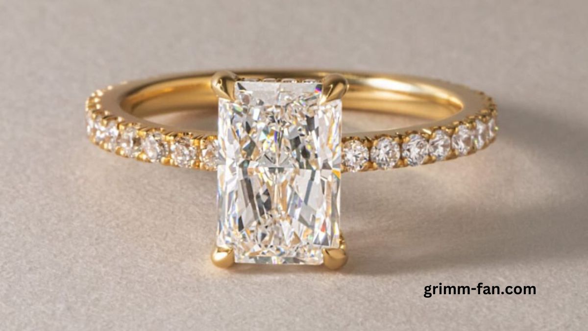 Radiant Engagement Ring Gold